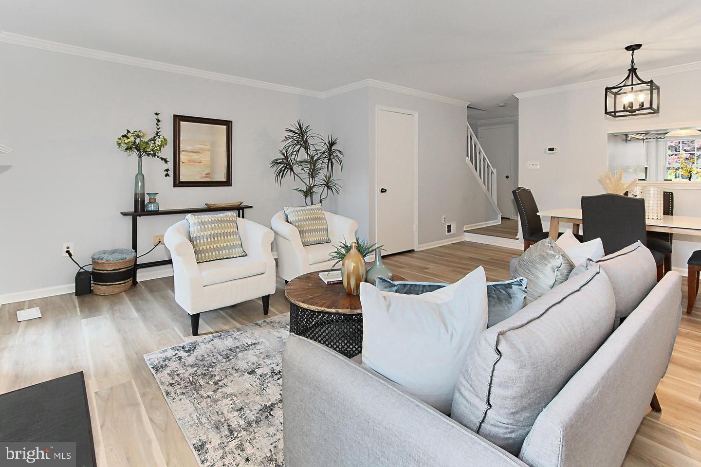 7527 CHRISLAND CV, FALLS CHURCH, Virginia 22042, 2 Bedrooms Bedrooms, ,2 BathroomsBathrooms,Residential,For sale,7527 CHRISLAND CV,VAFX2259622 MLS # VAFX2259622