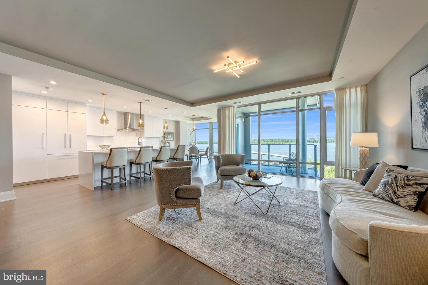 310 STRAND ST #304, ALEXANDRIA, Virginia 22314, 2 Bedrooms Bedrooms, 5 Rooms Rooms,2 BathroomsBathrooms,Residential,For sale,310 STRAND ST #304,VAAX2048404 MLS # VAAX2048404