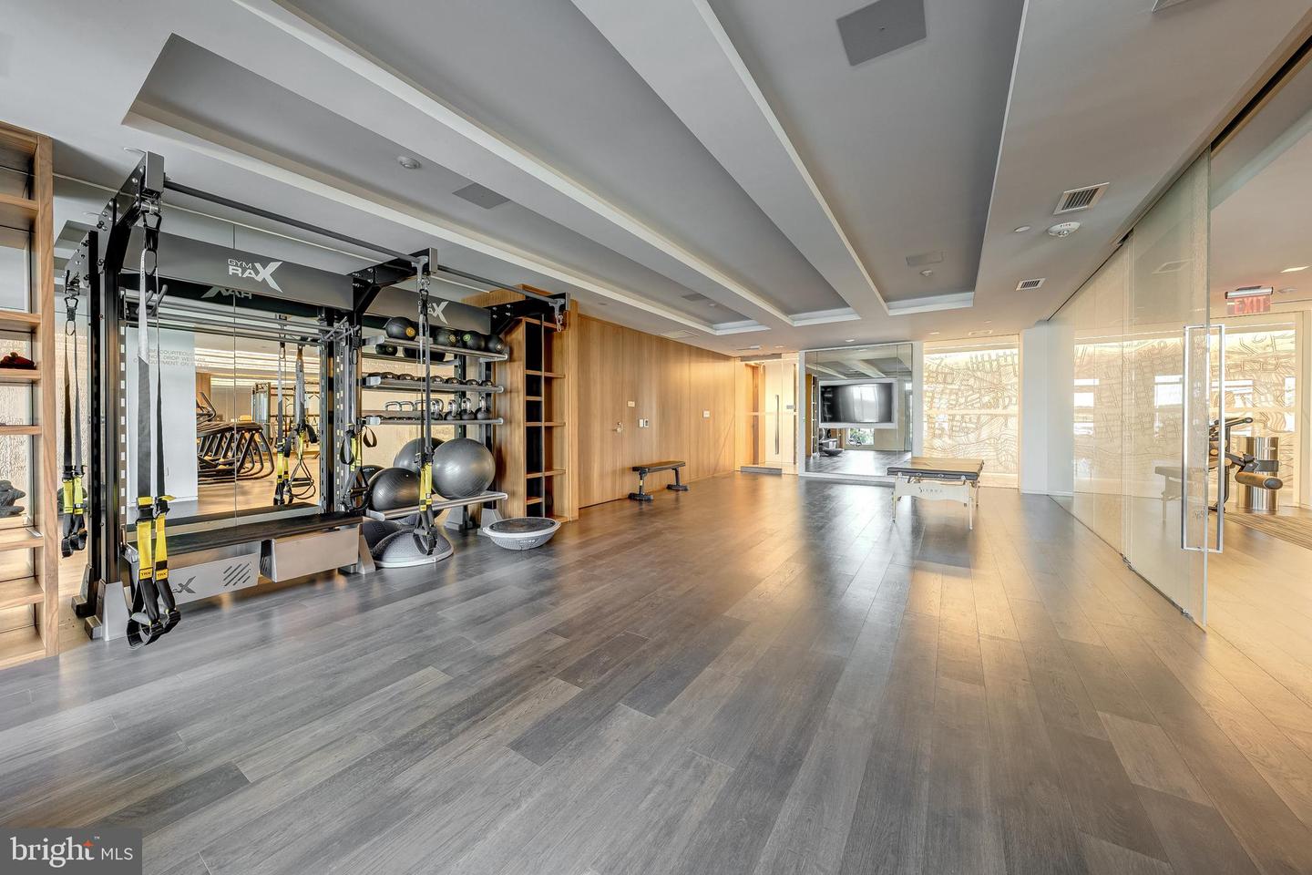 310 STRAND ST #304, ALEXANDRIA, Virginia 22314, 2 Bedrooms Bedrooms, 5 Rooms Rooms,2 BathroomsBathrooms,Residential,For sale,310 STRAND ST #304,VAAX2048404 MLS # VAAX2048404