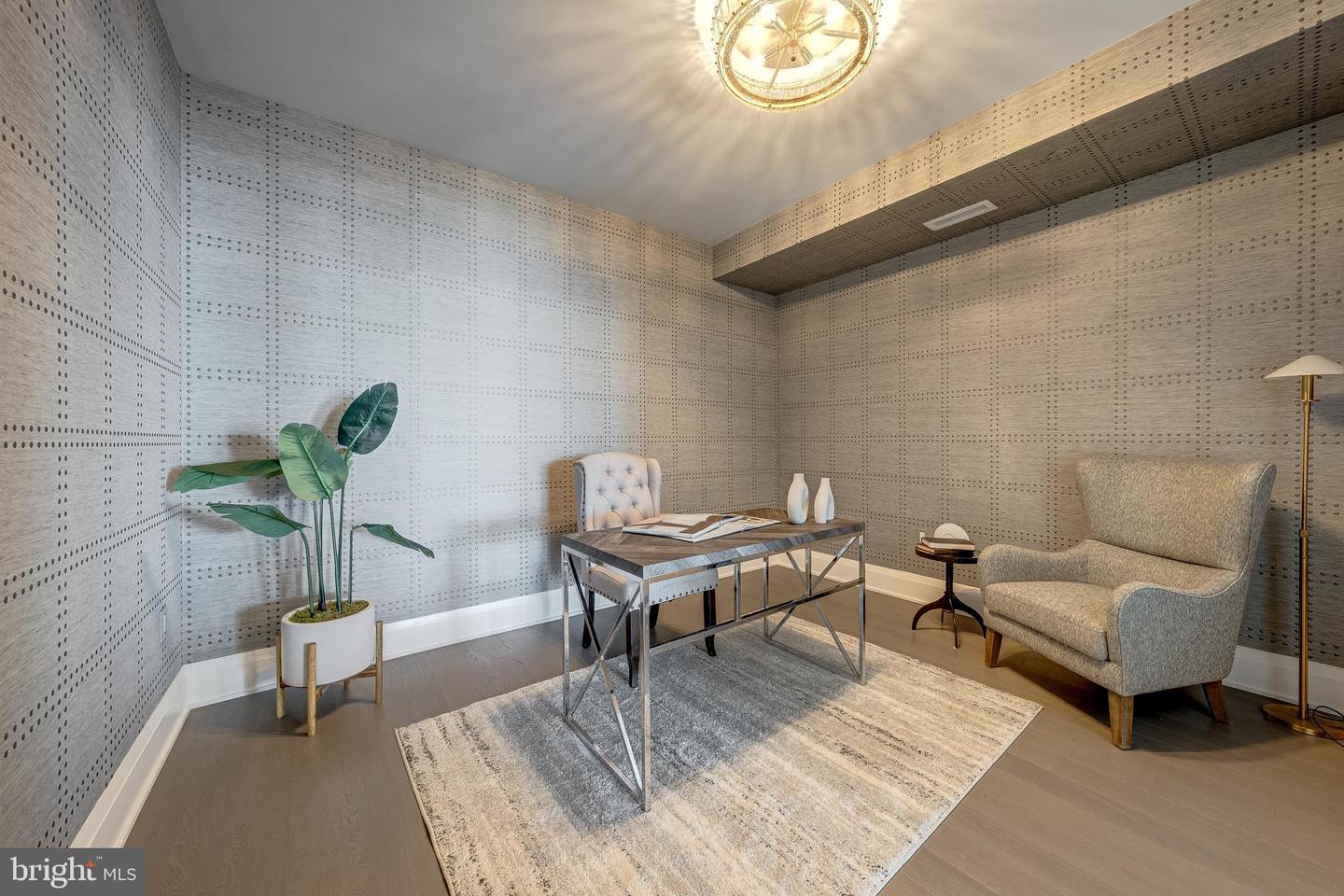 310 STRAND ST #304, ALEXANDRIA, Virginia 22314, 2 Bedrooms Bedrooms, 5 Rooms Rooms,2 BathroomsBathrooms,Residential,For sale,310 STRAND ST #304,VAAX2048404 MLS # VAAX2048404