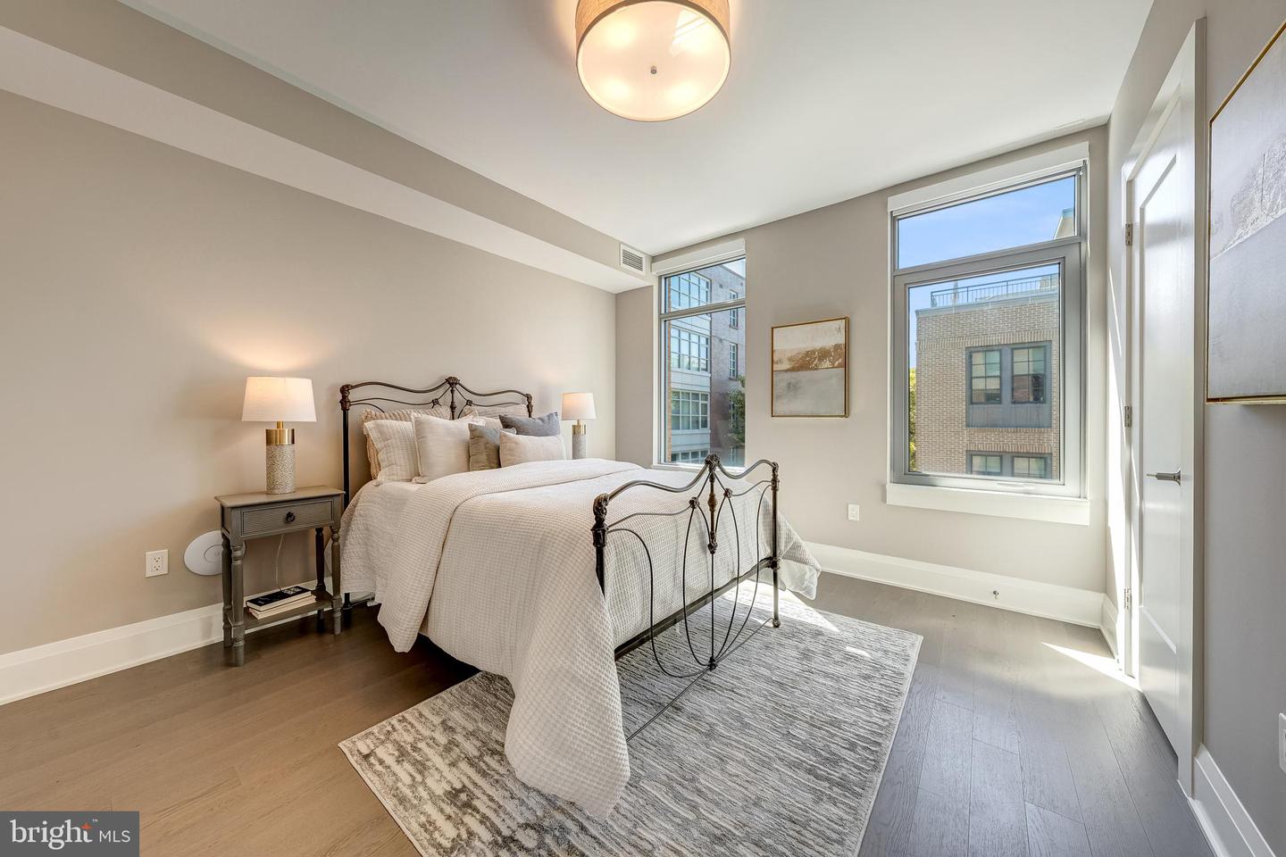 310 STRAND ST #304, ALEXANDRIA, Virginia 22314, 2 Bedrooms Bedrooms, 5 Rooms Rooms,2 BathroomsBathrooms,Residential,For sale,310 STRAND ST #304,VAAX2048404 MLS # VAAX2048404