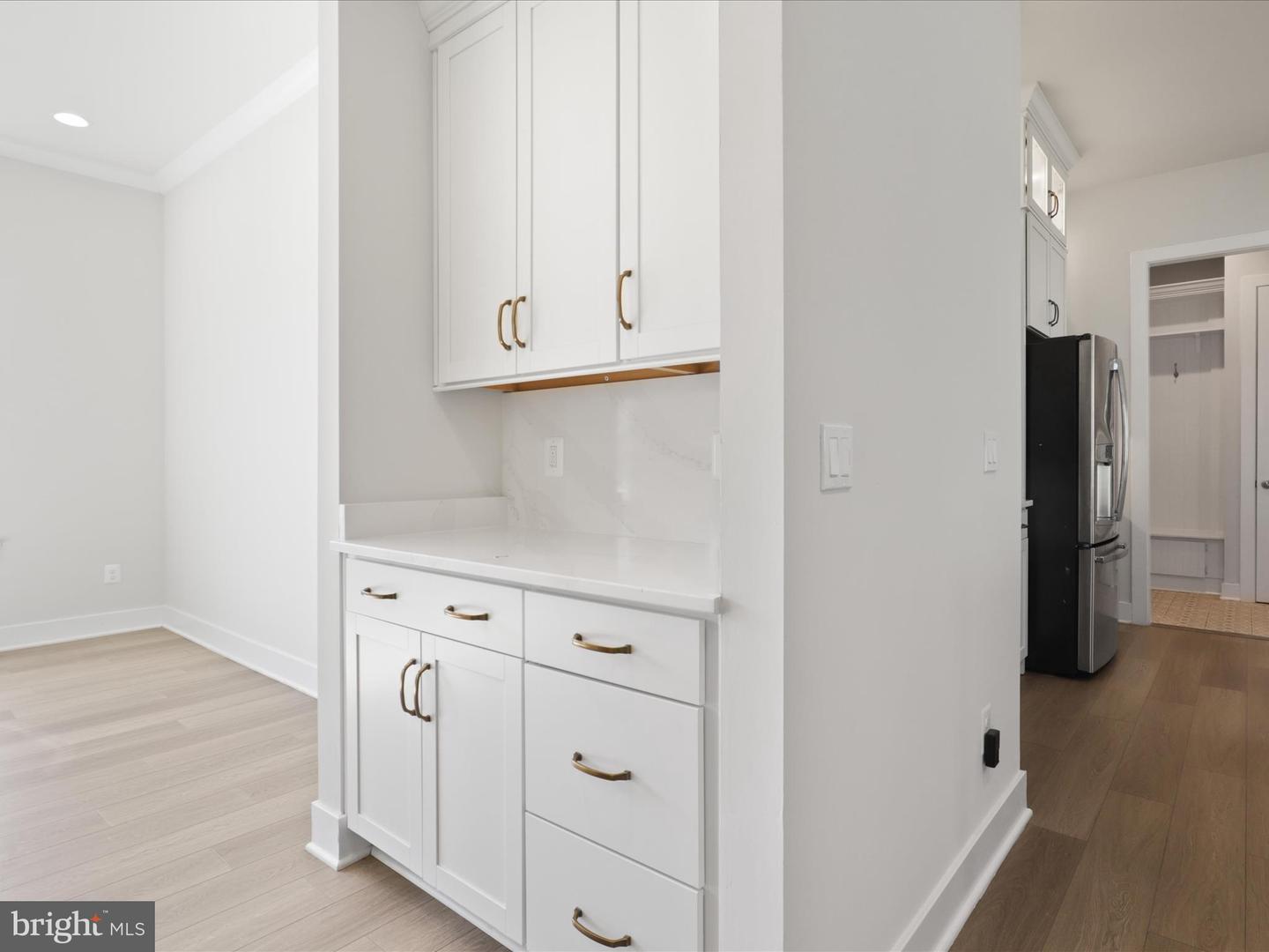 23637 CRANFORD KNOLL CT, ALDIE, Virginia 20105, 5 Bedrooms Bedrooms, ,4 BathroomsBathrooms,Residential,For sale,23637 CRANFORD KNOLL CT,VALO2104276 MLS # VALO2104276