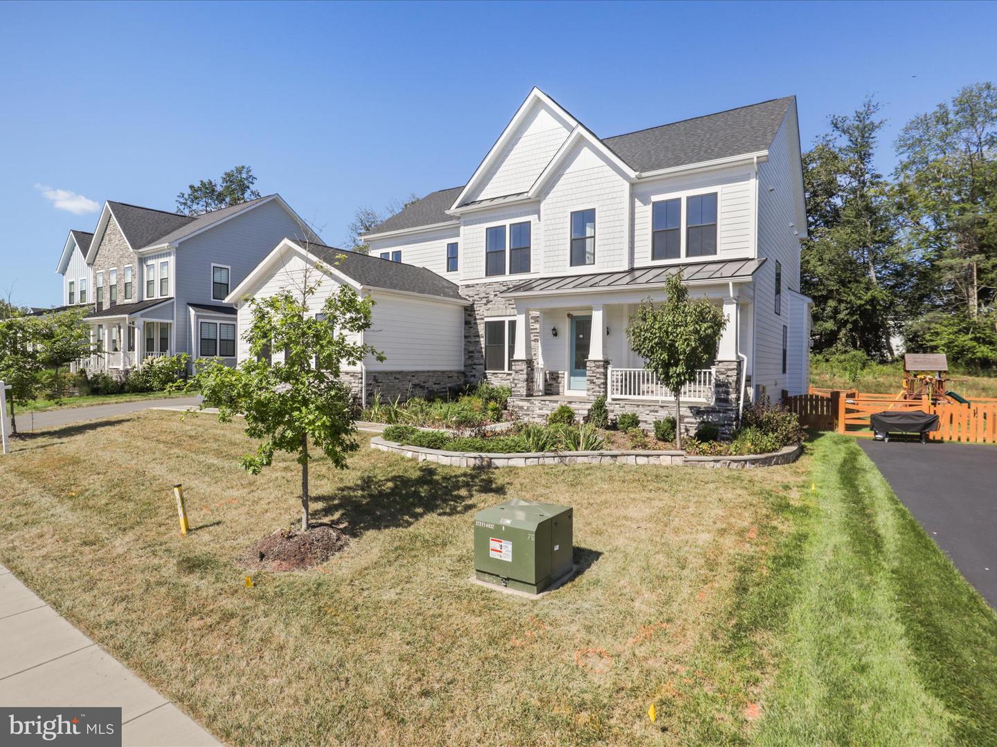 23637 CRANFORD KNOLL CT, ALDIE, Virginia 20105, 5 Bedrooms Bedrooms, ,4 BathroomsBathrooms,Residential,For sale,23637 CRANFORD KNOLL CT,VALO2104276 MLS # VALO2104276