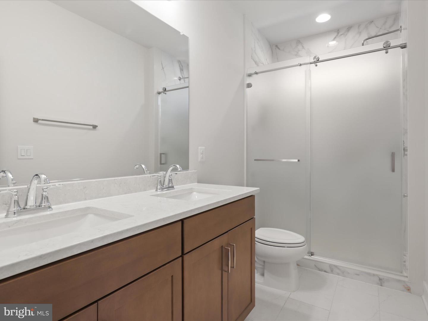 23637 CRANFORD KNOLL CT, ALDIE, Virginia 20105, 5 Bedrooms Bedrooms, ,4 BathroomsBathrooms,Residential,For sale,23637 CRANFORD KNOLL CT,VALO2104276 MLS # VALO2104276
