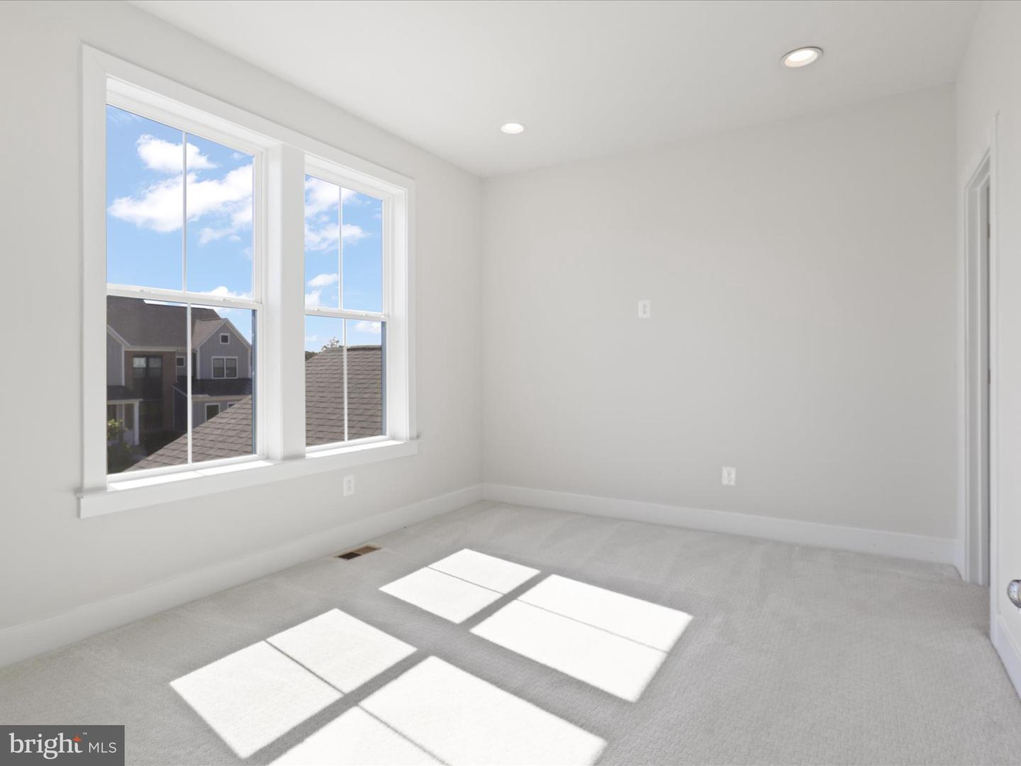 23637 CRANFORD KNOLL CT, ALDIE, Virginia 20105, 5 Bedrooms Bedrooms, ,4 BathroomsBathrooms,Residential,For sale,23637 CRANFORD KNOLL CT,VALO2104276 MLS # VALO2104276