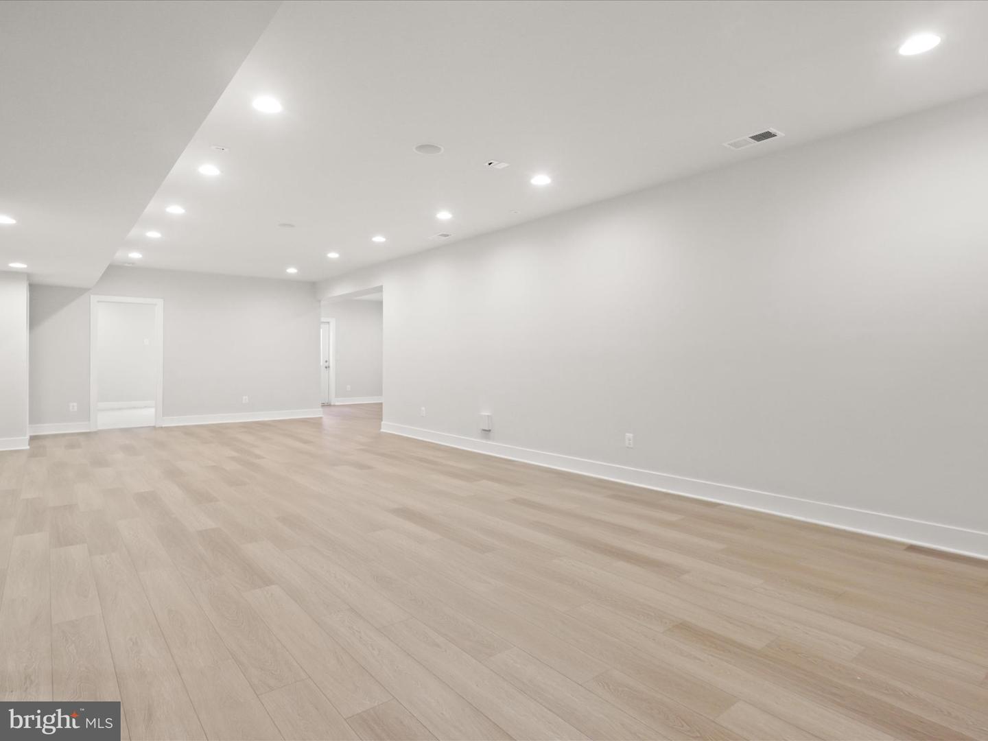 23637 CRANFORD KNOLL CT, ALDIE, Virginia 20105, 5 Bedrooms Bedrooms, ,4 BathroomsBathrooms,Residential,For sale,23637 CRANFORD KNOLL CT,VALO2104276 MLS # VALO2104276