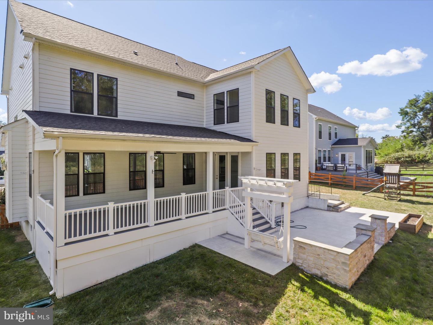 23637 CRANFORD KNOLL CT, ALDIE, Virginia 20105, 5 Bedrooms Bedrooms, ,4 BathroomsBathrooms,Residential,For sale,23637 CRANFORD KNOLL CT,VALO2104276 MLS # VALO2104276