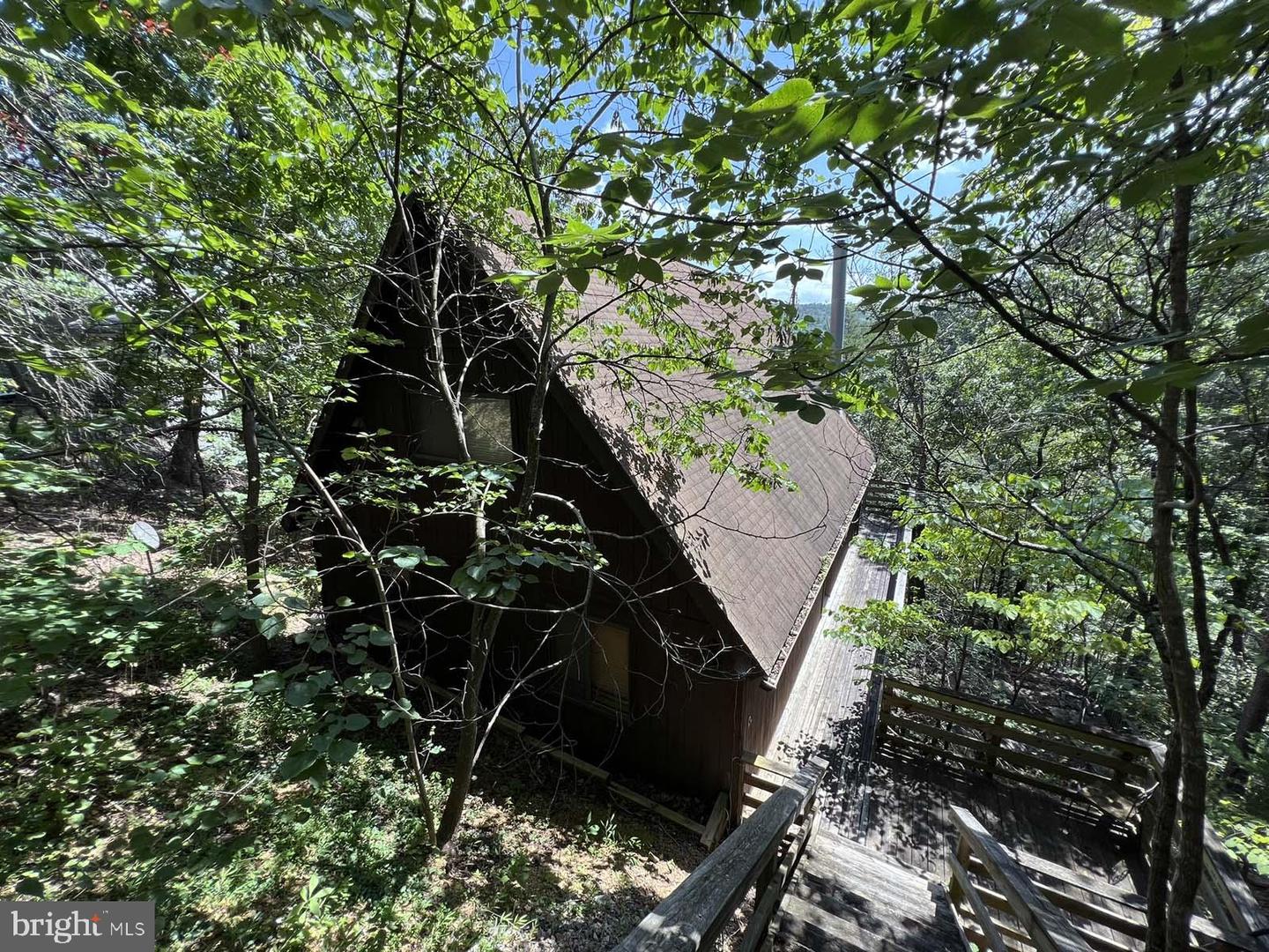 198 HOODS POINT RD, BASYE, Virginia 22810, 3 Bedrooms Bedrooms, 5 Rooms Rooms,2 BathroomsBathrooms,Residential,For sale,198 HOODS POINT RD,VASH2012208 MLS # VASH2012208