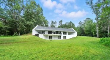 1013 GALIUM CT, MCLEAN, Virginia 22102, 4 Bedrooms Bedrooms, ,3 BathroomsBathrooms,Residential,For sale,1013 GALIUM CT,VAFX2260910 MLS # VAFX2260910