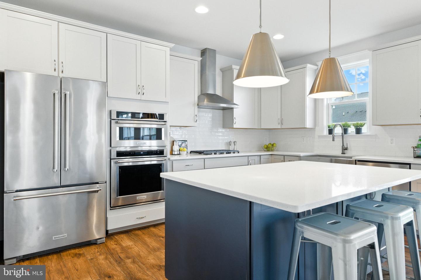 17968 RIDGEWOOD PL, ROUND HILL, Virginia 20141, 4 Bedrooms Bedrooms, 18 Rooms Rooms,4 BathroomsBathrooms,Residential,For sale,17968 RIDGEWOOD PL,VALO2104472 MLS # VALO2104472