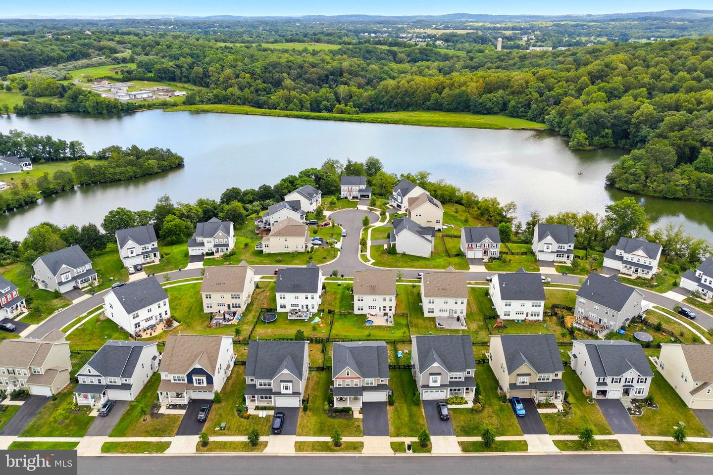 17968 RIDGEWOOD PL, ROUND HILL, Virginia 20141, 4 Bedrooms Bedrooms, 18 Rooms Rooms,4 BathroomsBathrooms,Residential,For sale,17968 RIDGEWOOD PL,VALO2104472 MLS # VALO2104472