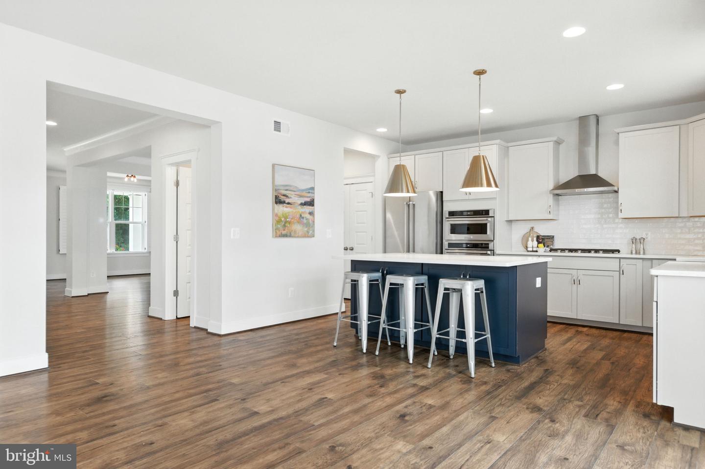 17968 RIDGEWOOD PL, ROUND HILL, Virginia 20141, 4 Bedrooms Bedrooms, 18 Rooms Rooms,4 BathroomsBathrooms,Residential,For sale,17968 RIDGEWOOD PL,VALO2104472 MLS # VALO2104472