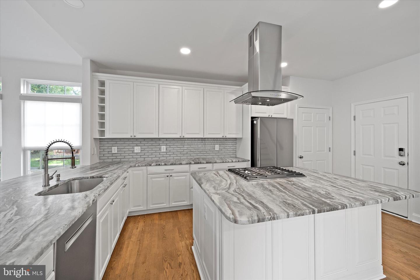 46999 BAINBRIDGE PL, STERLING, Virginia 20165, 4 Bedrooms Bedrooms, ,3 BathroomsBathrooms,Residential,For sale,46999 BAINBRIDGE PL,VALO2104508 MLS # VALO2104508