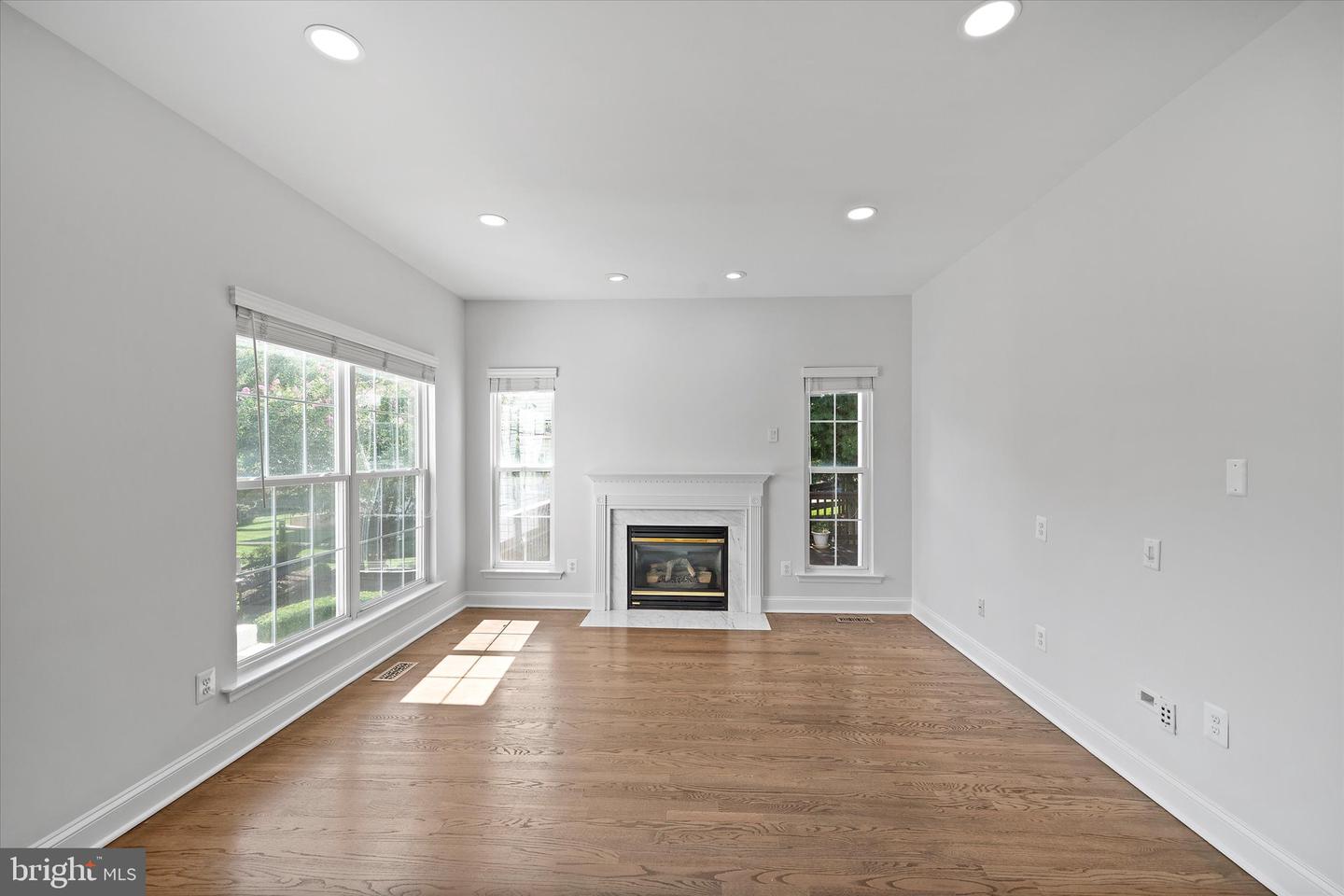 46999 BAINBRIDGE PL, STERLING, Virginia 20165, 4 Bedrooms Bedrooms, ,3 BathroomsBathrooms,Residential,For sale,46999 BAINBRIDGE PL,VALO2104508 MLS # VALO2104508