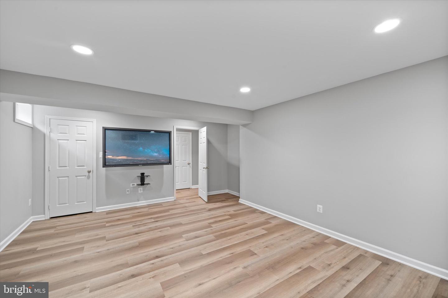 46999 BAINBRIDGE PL, STERLING, Virginia 20165, 4 Bedrooms Bedrooms, ,3 BathroomsBathrooms,Residential,For sale,46999 BAINBRIDGE PL,VALO2104508 MLS # VALO2104508