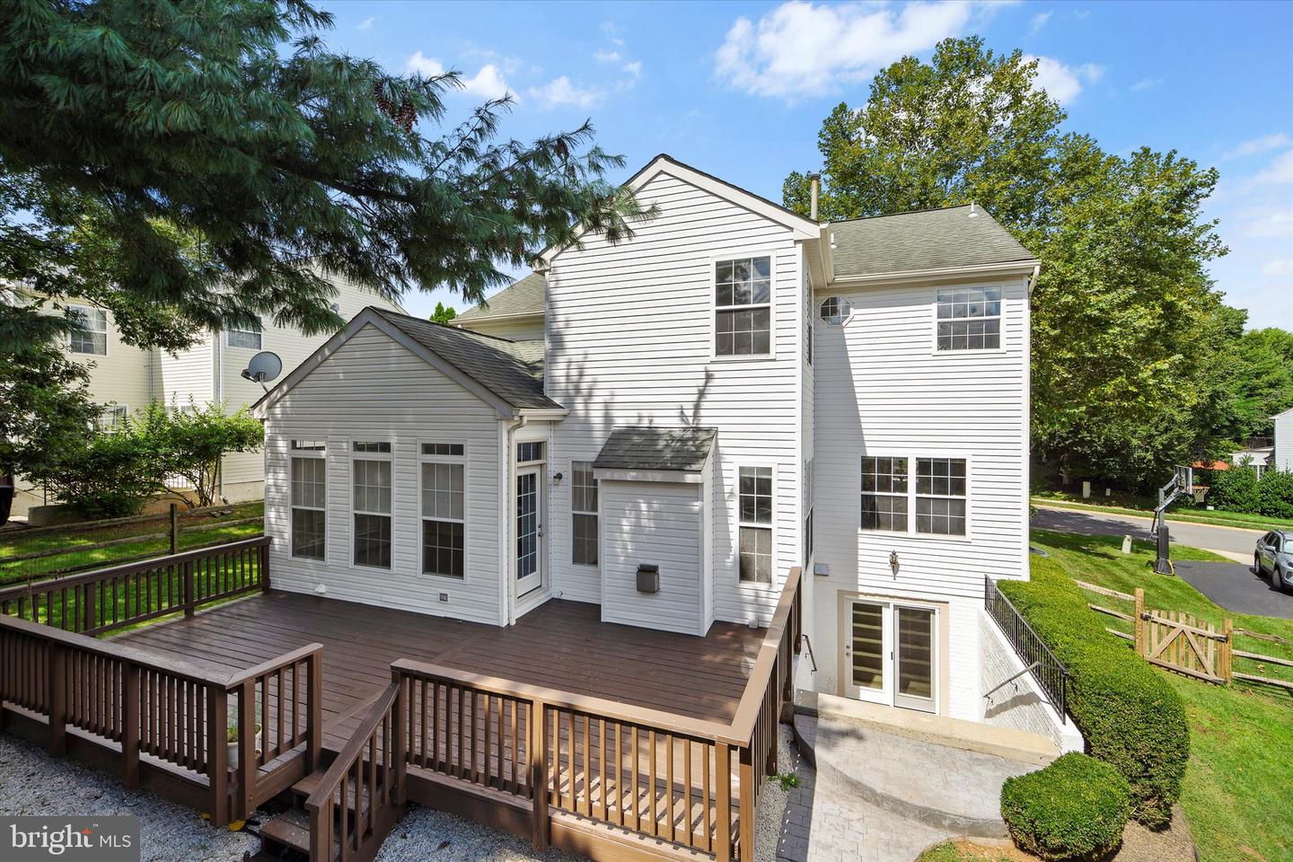 46999 BAINBRIDGE PL, STERLING, Virginia 20165, 4 Bedrooms Bedrooms, ,3 BathroomsBathrooms,Residential,For sale,46999 BAINBRIDGE PL,VALO2104508 MLS # VALO2104508
