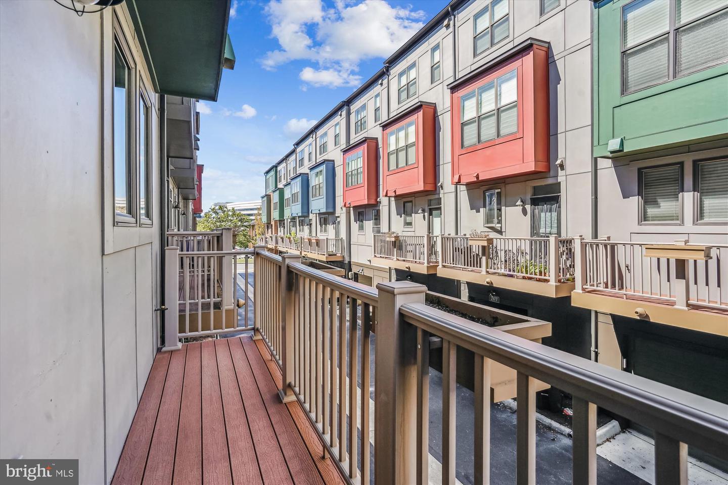 2942 PENNY LN, FAIRFAX, Virginia 22031, 3 Bedrooms Bedrooms, 12 Rooms Rooms,3 BathroomsBathrooms,Residential,For sale,2942 PENNY LN,VAFX2261128 MLS # VAFX2261128