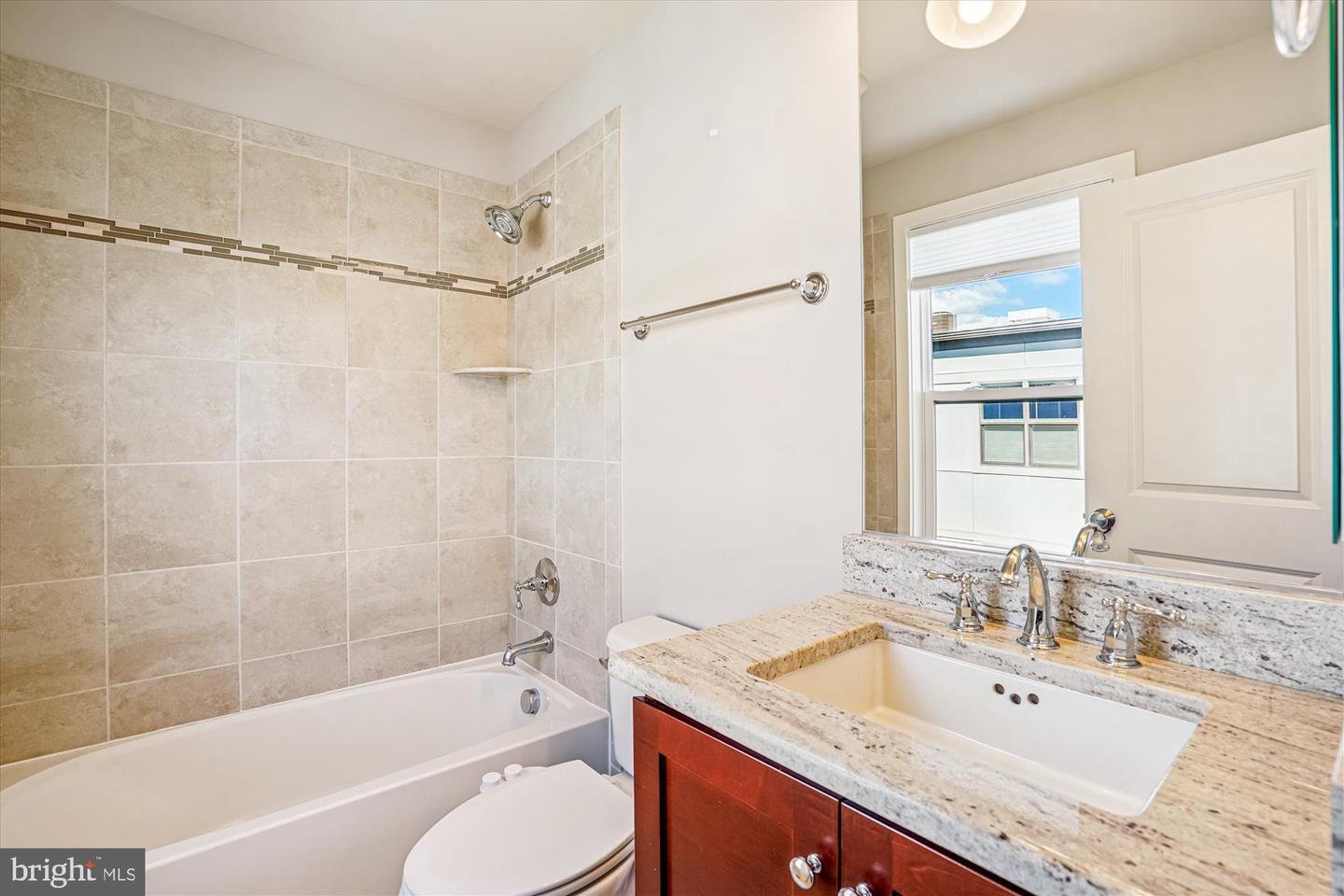 2942 PENNY LN, FAIRFAX, Virginia 22031, 3 Bedrooms Bedrooms, 12 Rooms Rooms,3 BathroomsBathrooms,Residential,For sale,2942 PENNY LN,VAFX2261128 MLS # VAFX2261128