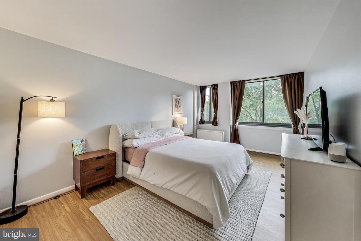 600 ROOSEVELT BLVD #407, FALLS CHURCH, Virginia 22044, 1 Bedroom Bedrooms, ,1 BathroomBathrooms,Residential,For sale,600 ROOSEVELT BLVD #407,VAFA2003208 MLS # VAFA2003208