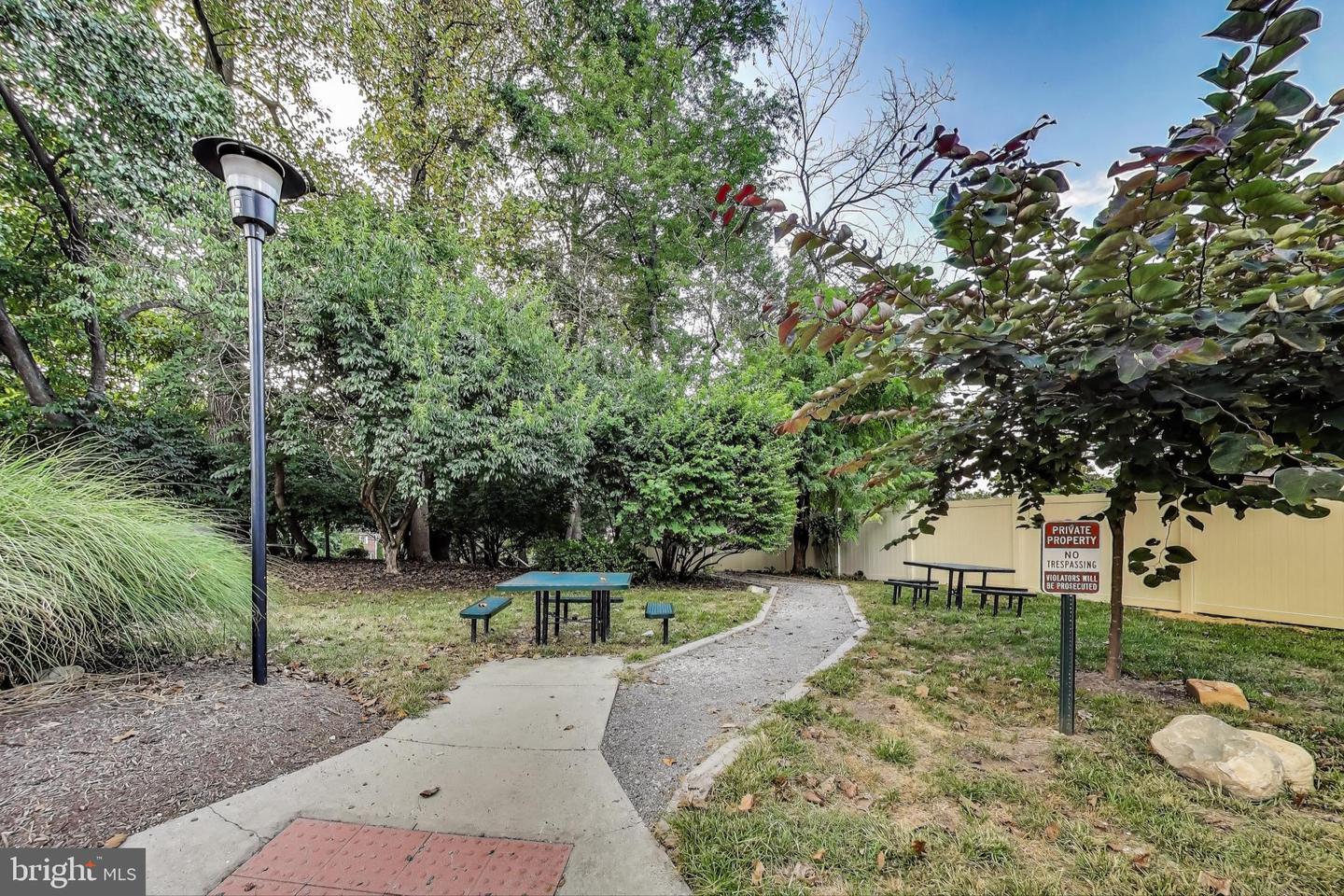 600 ROOSEVELT BLVD #407, FALLS CHURCH, Virginia 22044, 1 Bedroom Bedrooms, ,1 BathroomBathrooms,Residential,For sale,600 ROOSEVELT BLVD #407,VAFA2003208 MLS # VAFA2003208