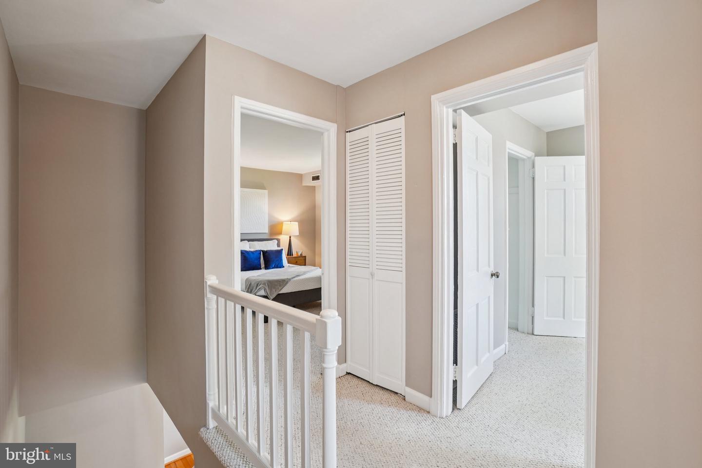 4819 28TH ST S #B, ARLINGTON, Virginia 22206, 3 Bedrooms Bedrooms, ,2 BathroomsBathrooms,Residential,For sale,4819 28TH ST S #B,VAAR2062270 MLS # VAAR2062270