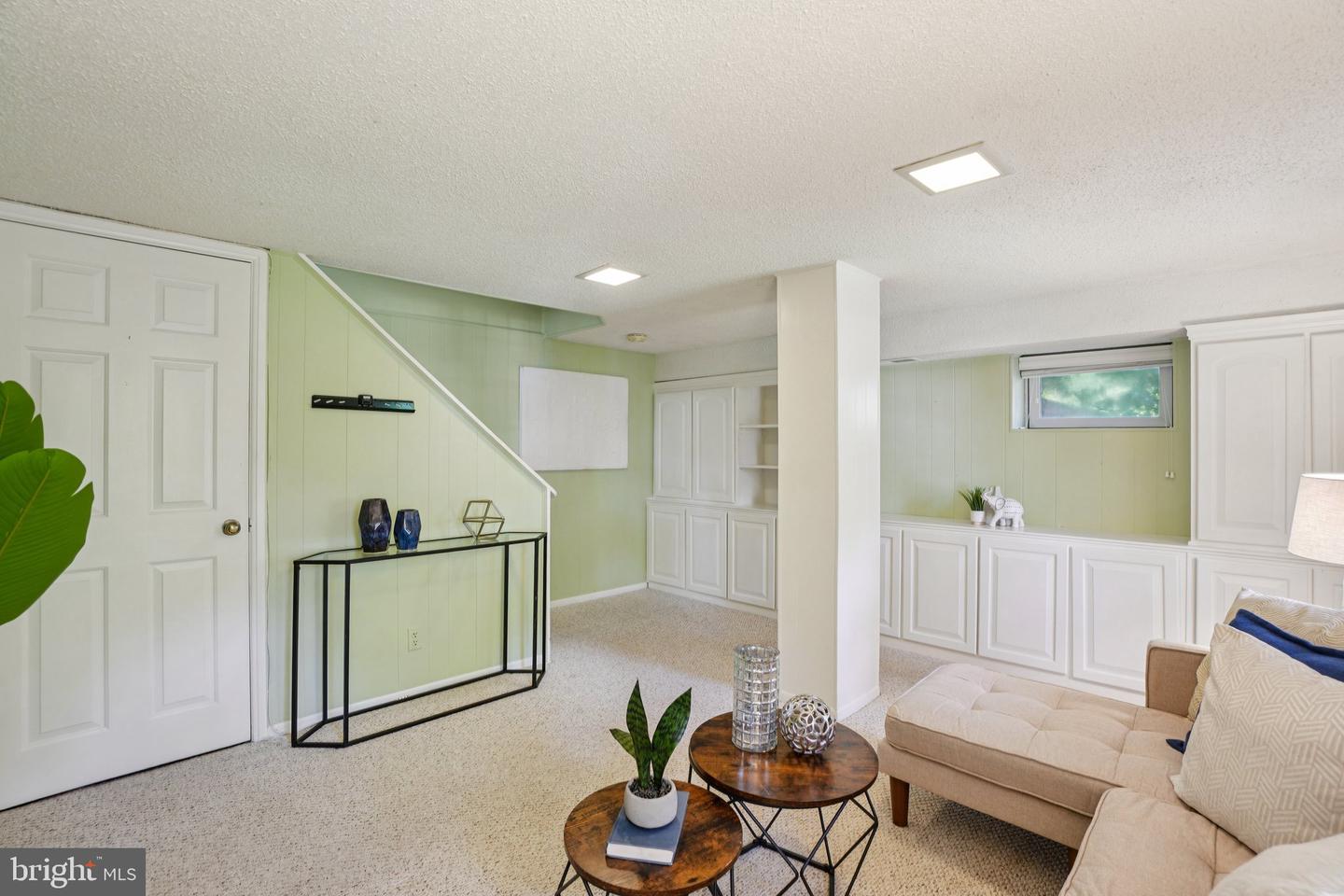 4819 28TH ST S #B, ARLINGTON, Virginia 22206, 3 Bedrooms Bedrooms, ,2 BathroomsBathrooms,Residential,For sale,4819 28TH ST S #B,VAAR2062270 MLS # VAAR2062270