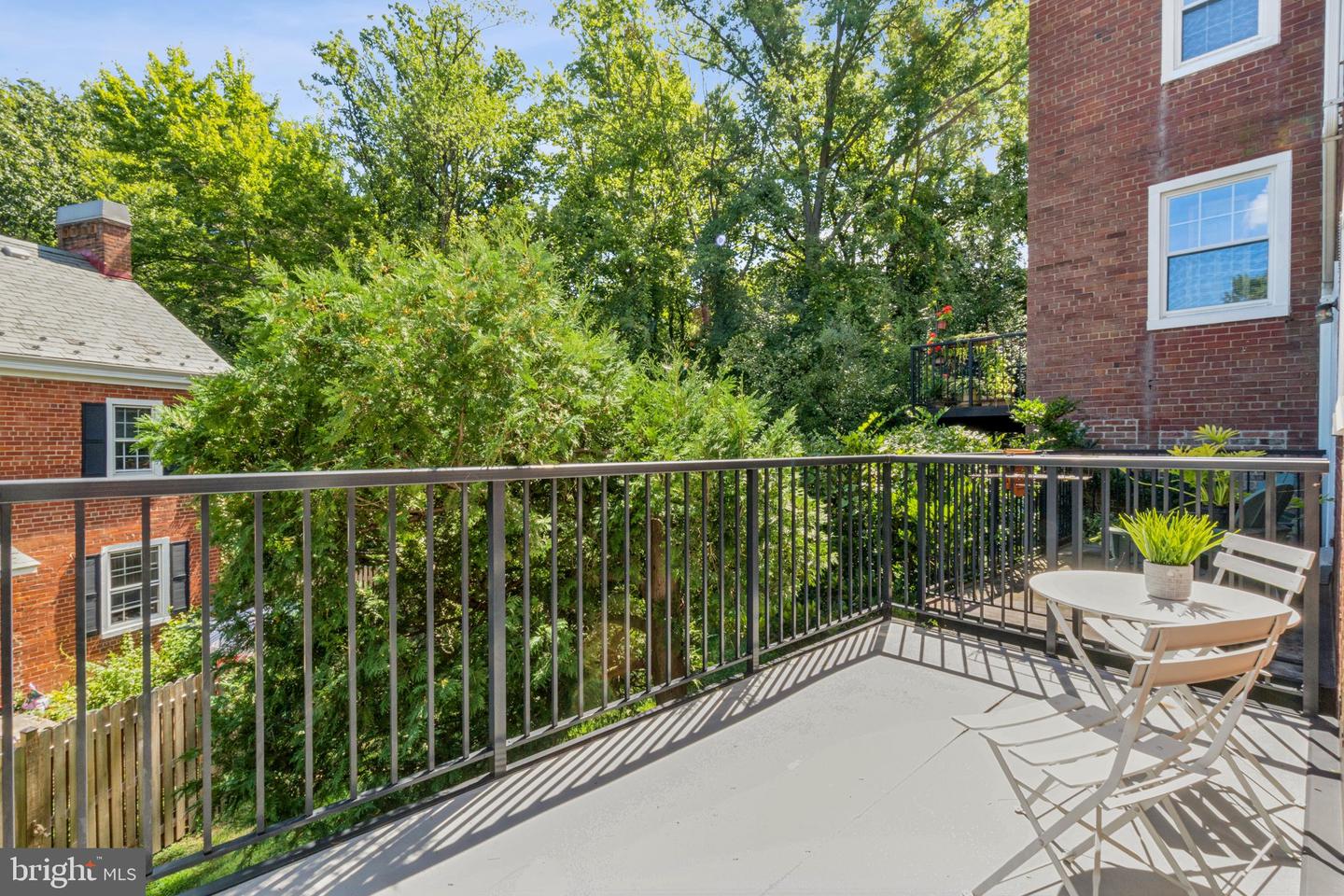 4819 28TH ST S #B, ARLINGTON, Virginia 22206, 3 Bedrooms Bedrooms, ,2 BathroomsBathrooms,Residential,For sale,4819 28TH ST S #B,VAAR2062270 MLS # VAAR2062270