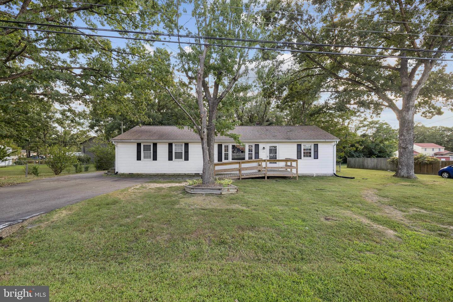 200 PENDER ST, FREDERICKSBURG, Virginia 22408, 4 Bedrooms Bedrooms, ,2 BathroomsBathrooms,Residential,For sale,200 PENDER ST,VASP2035476 MLS # VASP2035476