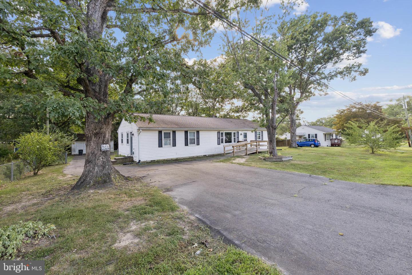 200 PENDER ST, FREDERICKSBURG, Virginia 22408, 4 Bedrooms Bedrooms, ,2 BathroomsBathrooms,Residential,For sale,200 PENDER ST,VASP2035476 MLS # VASP2035476