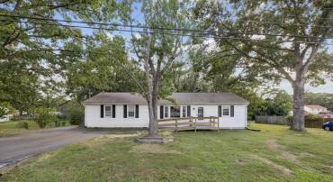 200 PENDER ST, FREDERICKSBURG, Virginia 22408, 4 Bedrooms Bedrooms, ,2 BathroomsBathrooms,Residential,For sale,200 PENDER ST,VASP2035476 MLS # VASP2035476