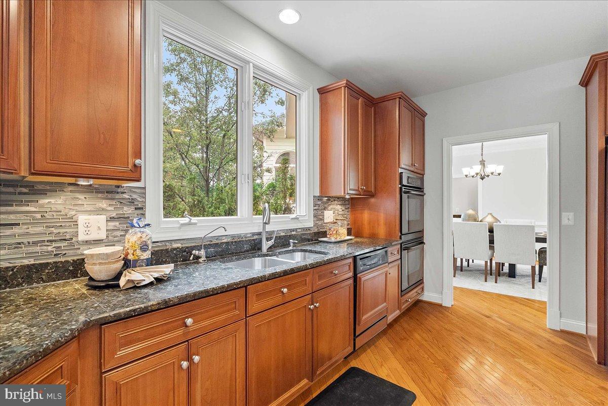 43557 TUCKAWAY PL, LEESBURG, Virginia 20176, 5 Bedrooms Bedrooms, 10 Rooms Rooms,4 BathroomsBathrooms,Residential,For sale,43557 TUCKAWAY PL,VALO2104590 MLS # VALO2104590