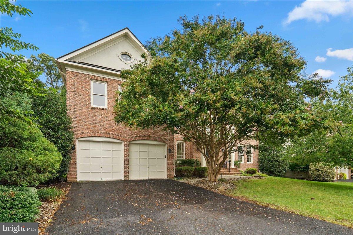 43557 TUCKAWAY PL, LEESBURG, Virginia 20176, 5 Bedrooms Bedrooms, 10 Rooms Rooms,4 BathroomsBathrooms,Residential,For sale,43557 TUCKAWAY PL,VALO2104590 MLS # VALO2104590