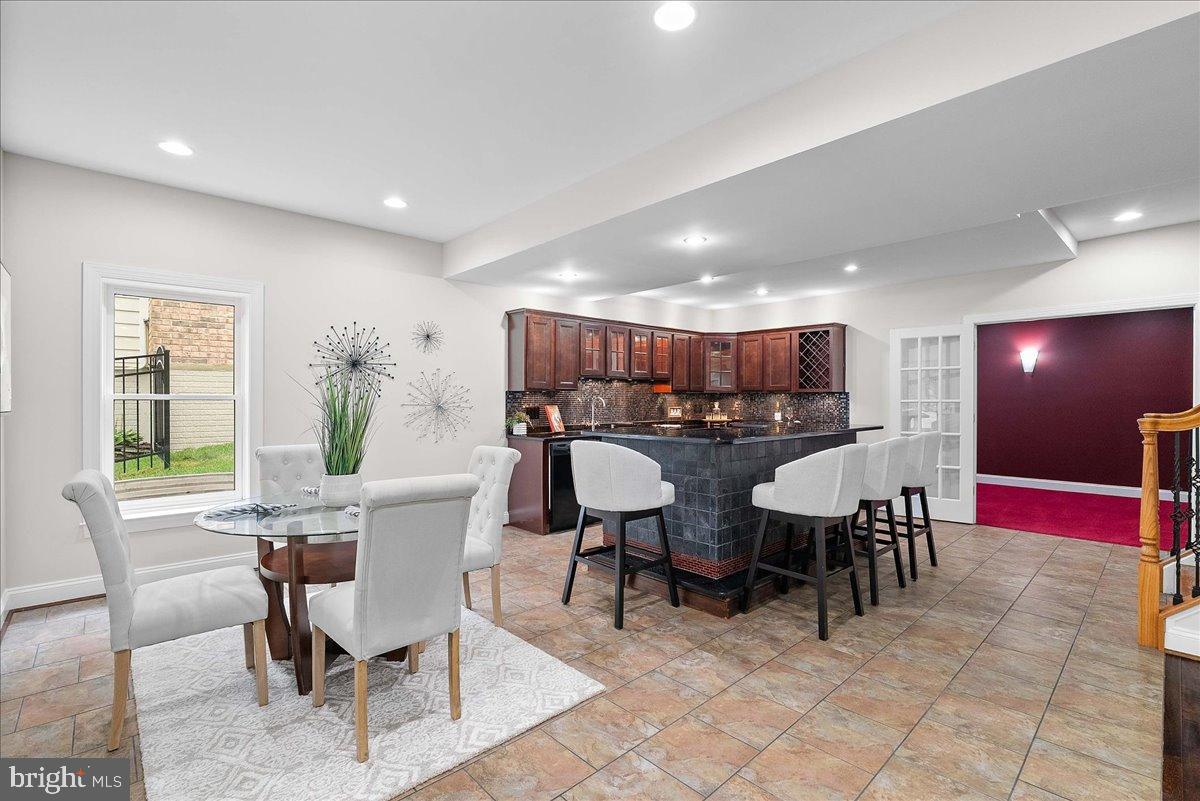 43557 TUCKAWAY PL, LEESBURG, Virginia 20176, 5 Bedrooms Bedrooms, 10 Rooms Rooms,4 BathroomsBathrooms,Residential,For sale,43557 TUCKAWAY PL,VALO2104590 MLS # VALO2104590