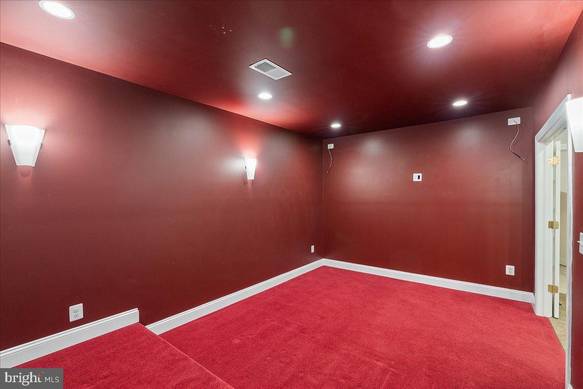 43557 TUCKAWAY PL, LEESBURG, Virginia 20176, 5 Bedrooms Bedrooms, 10 Rooms Rooms,4 BathroomsBathrooms,Residential,For sale,43557 TUCKAWAY PL,VALO2104590 MLS # VALO2104590