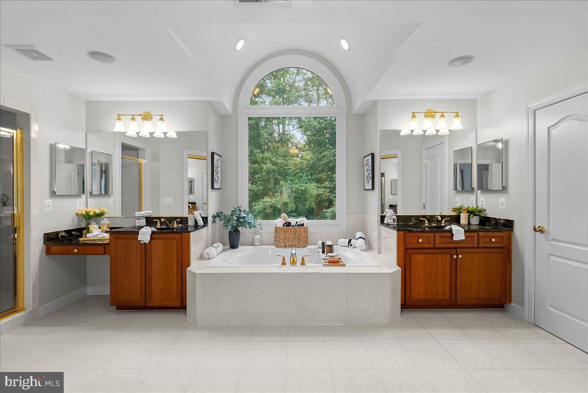 43557 TUCKAWAY PL, LEESBURG, Virginia 20176, 5 Bedrooms Bedrooms, 10 Rooms Rooms,4 BathroomsBathrooms,Residential,For sale,43557 TUCKAWAY PL,VALO2104590 MLS # VALO2104590