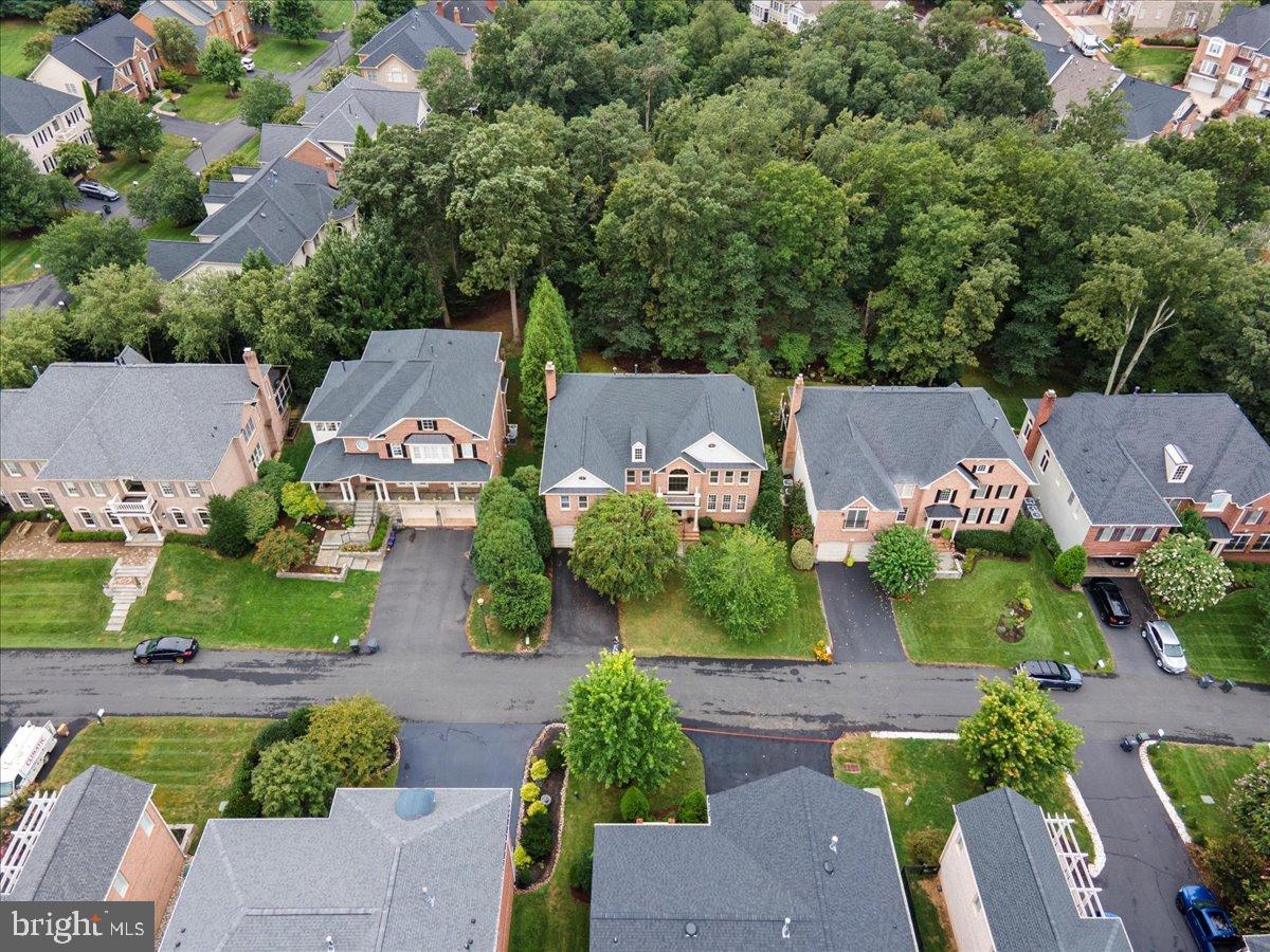 43557 TUCKAWAY PL, LEESBURG, Virginia 20176, 5 Bedrooms Bedrooms, 10 Rooms Rooms,4 BathroomsBathrooms,Residential,For sale,43557 TUCKAWAY PL,VALO2104590 MLS # VALO2104590