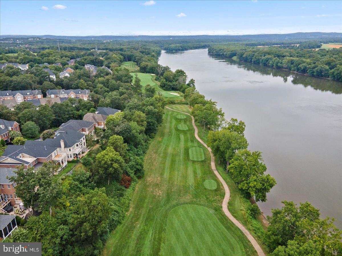 43557 TUCKAWAY PL, LEESBURG, Virginia 20176, 5 Bedrooms Bedrooms, 10 Rooms Rooms,4 BathroomsBathrooms,Residential,For sale,43557 TUCKAWAY PL,VALO2104590 MLS # VALO2104590