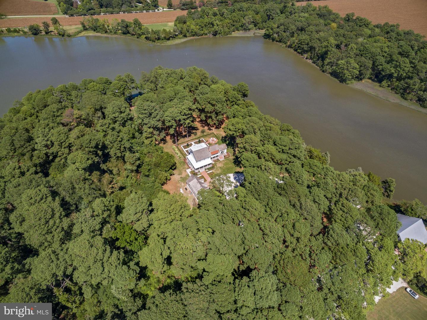 20031 OAKLAND FARM RD, CAPE CHARLES, Virginia 23310, 5 Bedrooms Bedrooms, 16 Rooms Rooms,5 BathroomsBathrooms,Residential,For sale,20031 OAKLAND FARM RD,VANH2000064 MLS # VANH2000064