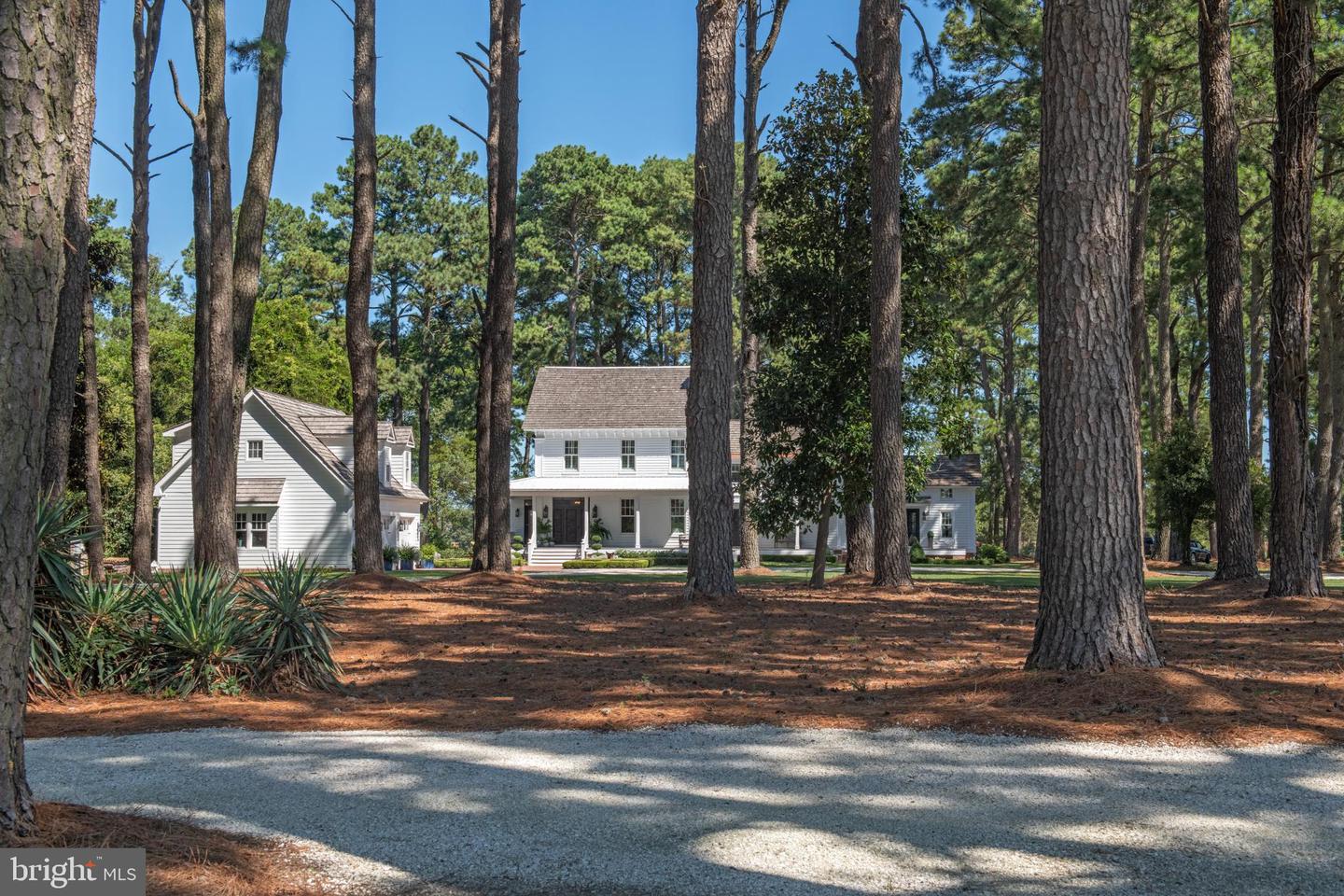 20031 OAKLAND FARM RD, CAPE CHARLES, Virginia 23310, 5 Bedrooms Bedrooms, 16 Rooms Rooms,5 BathroomsBathrooms,Residential,For sale,20031 OAKLAND FARM RD,VANH2000064 MLS # VANH2000064