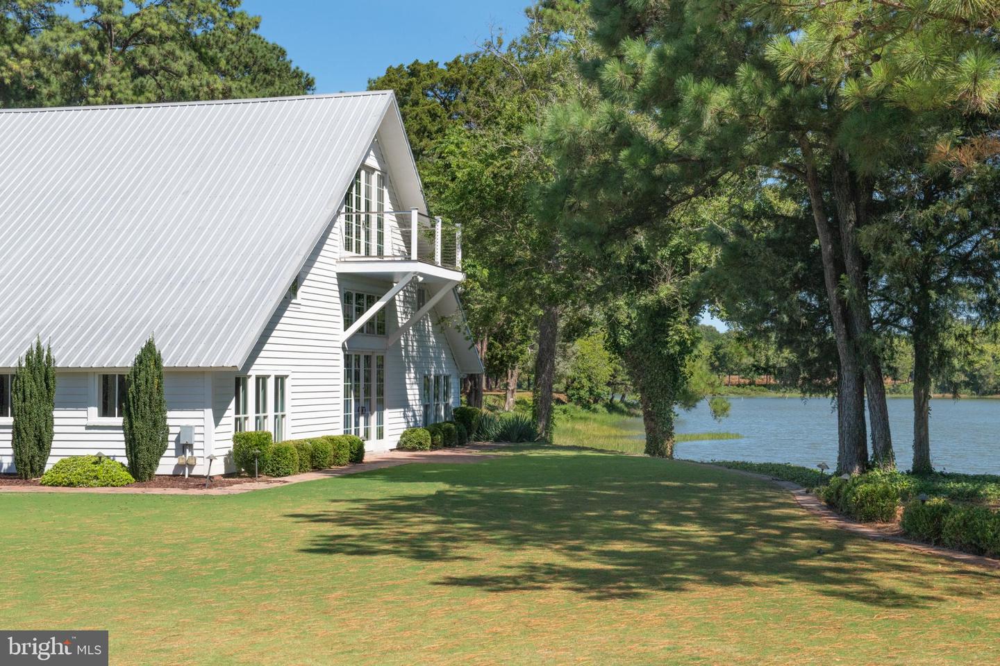 20031 OAKLAND FARM RD, CAPE CHARLES, Virginia 23310, 5 Bedrooms Bedrooms, 16 Rooms Rooms,5 BathroomsBathrooms,Residential,For sale,20031 OAKLAND FARM RD,VANH2000064 MLS # VANH2000064
