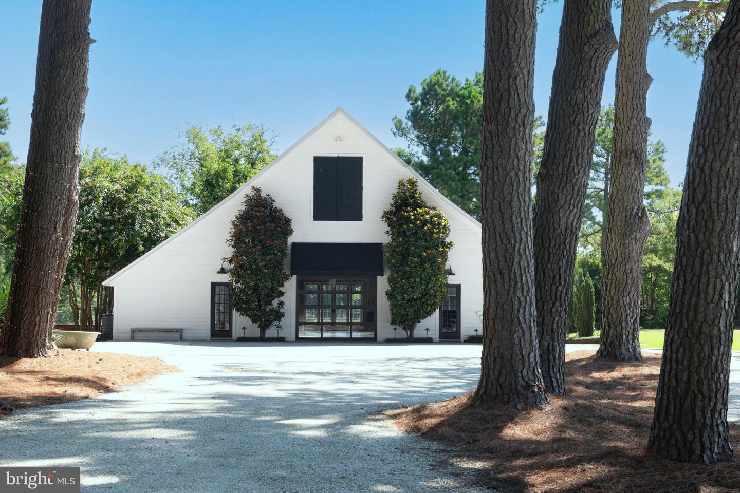 20031 OAKLAND FARM RD, CAPE CHARLES, Virginia 23310, 5 Bedrooms Bedrooms, 16 Rooms Rooms,5 BathroomsBathrooms,Residential,For sale,20031 OAKLAND FARM RD,VANH2000064 MLS # VANH2000064