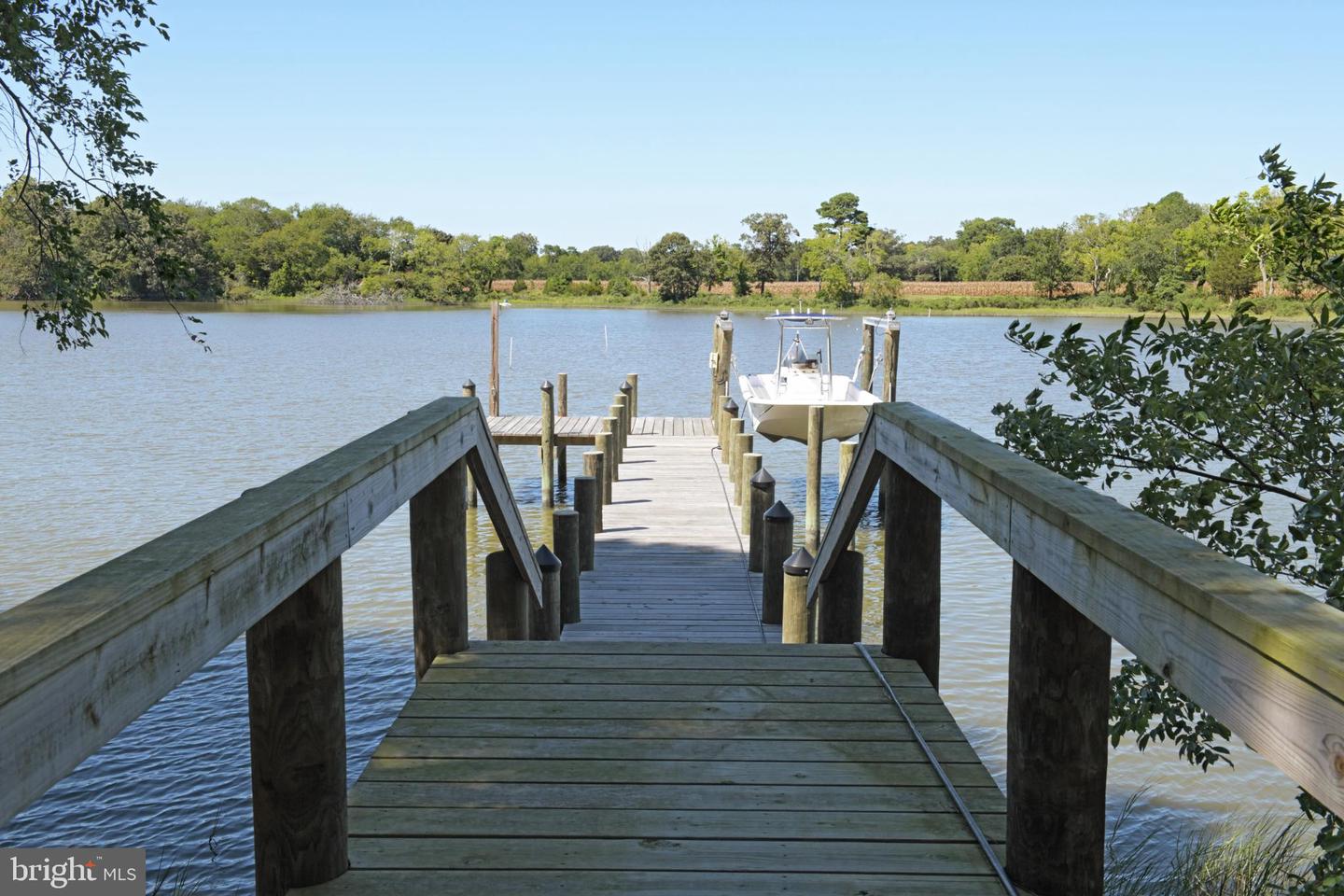 20031 OAKLAND FARM RD, CAPE CHARLES, Virginia 23310, 5 Bedrooms Bedrooms, 16 Rooms Rooms,5 BathroomsBathrooms,Residential,For sale,20031 OAKLAND FARM RD,VANH2000064 MLS # VANH2000064