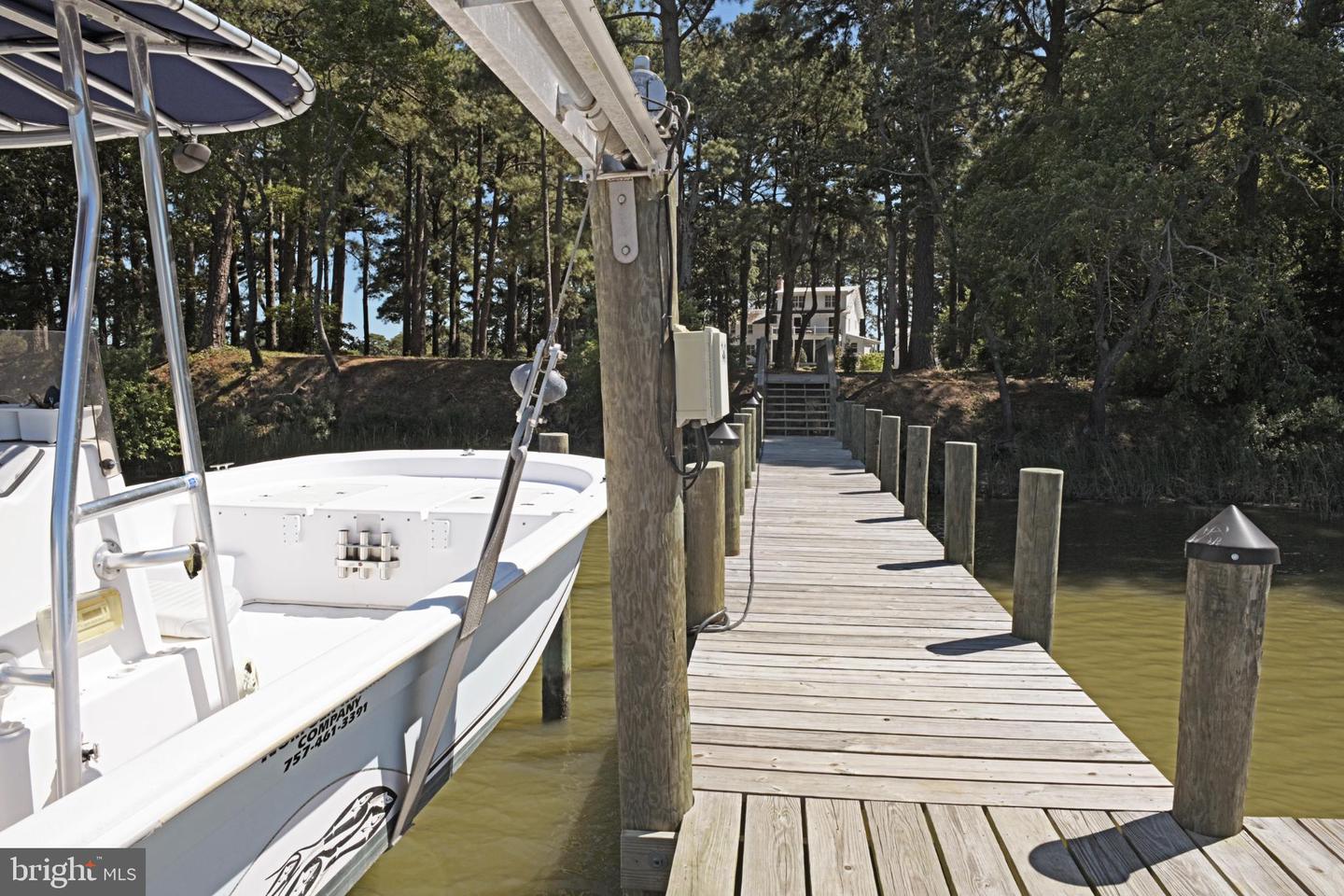 20031 OAKLAND FARM RD, CAPE CHARLES, Virginia 23310, 5 Bedrooms Bedrooms, 16 Rooms Rooms,5 BathroomsBathrooms,Residential,For sale,20031 OAKLAND FARM RD,VANH2000064 MLS # VANH2000064