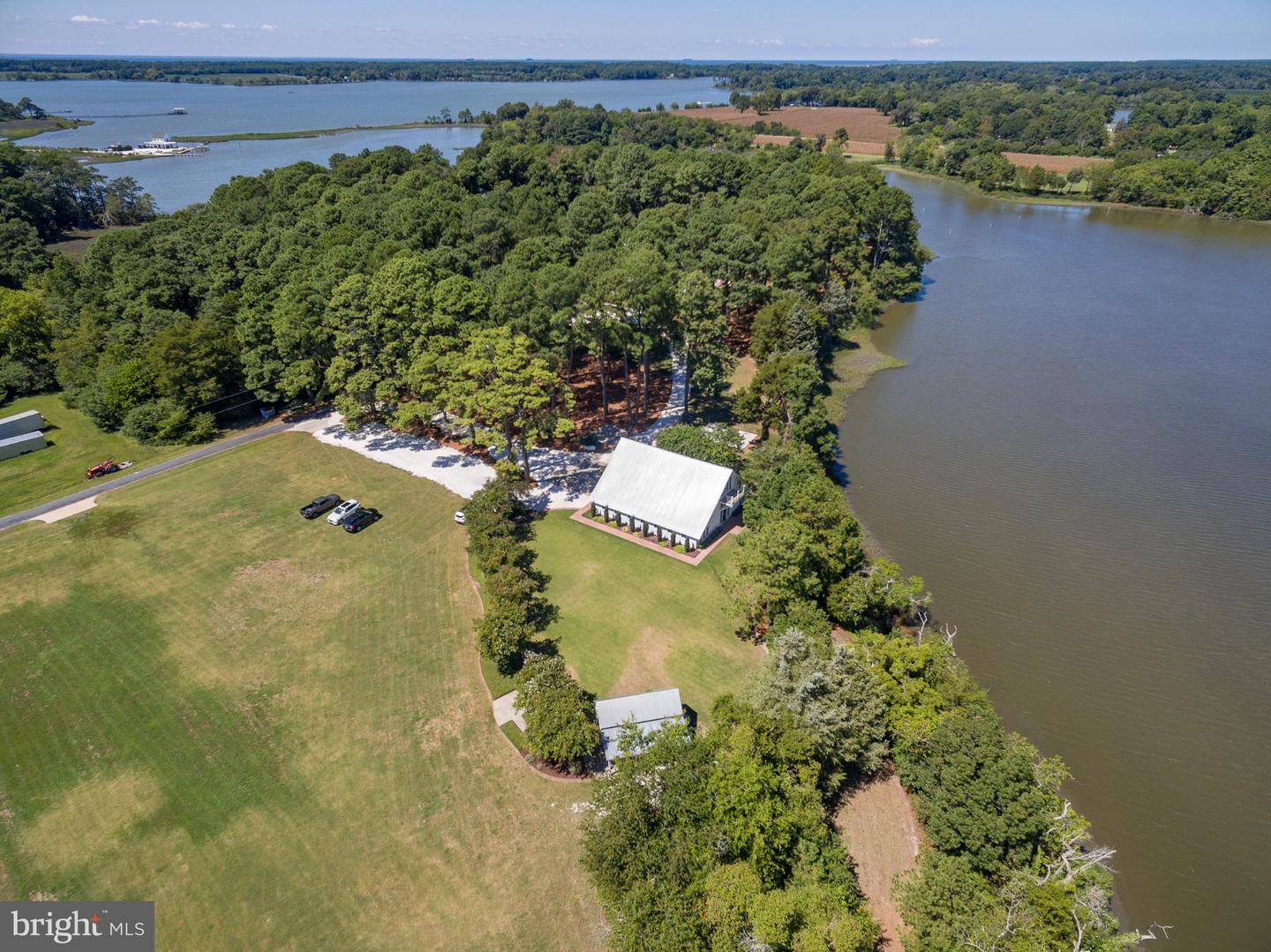 20031 OAKLAND FARM RD, CAPE CHARLES, Virginia 23310, 5 Bedrooms Bedrooms, 16 Rooms Rooms,5 BathroomsBathrooms,Residential,For sale,20031 OAKLAND FARM RD,VANH2000064 MLS # VANH2000064