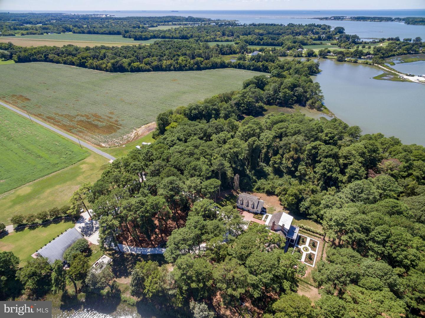 20031 OAKLAND FARM RD, CAPE CHARLES, Virginia 23310, 5 Bedrooms Bedrooms, 16 Rooms Rooms,5 BathroomsBathrooms,Residential,For sale,20031 OAKLAND FARM RD,VANH2000064 MLS # VANH2000064