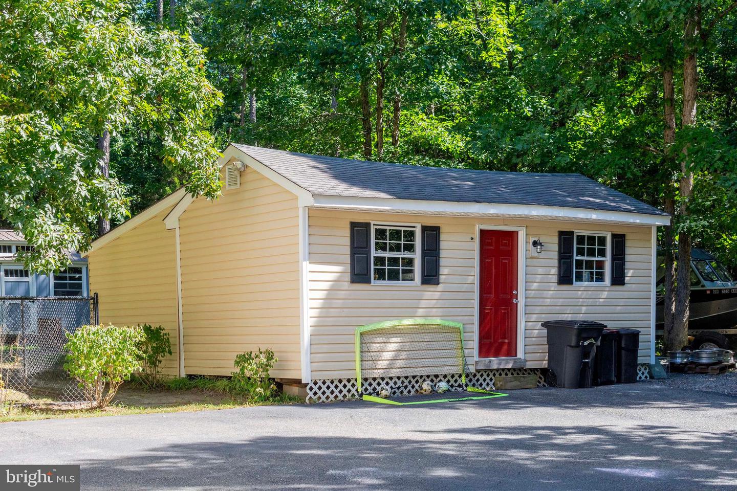 12434 NEW MARKET MILL RD, BEAVERDAM, Virginia 23015, 5 Bedrooms Bedrooms, ,3 BathroomsBathrooms,Residential,For sale,12434 NEW MARKET MILL RD,VAHA2001052 MLS # VAHA2001052