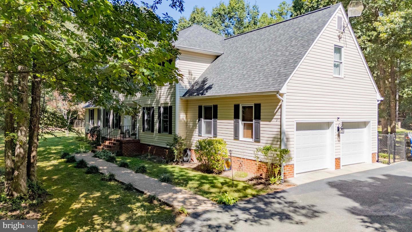 12434 NEW MARKET MILL RD, BEAVERDAM, Virginia 23015, 5 Bedrooms Bedrooms, ,3 BathroomsBathrooms,Residential,For sale,12434 NEW MARKET MILL RD,VAHA2001052 MLS # VAHA2001052