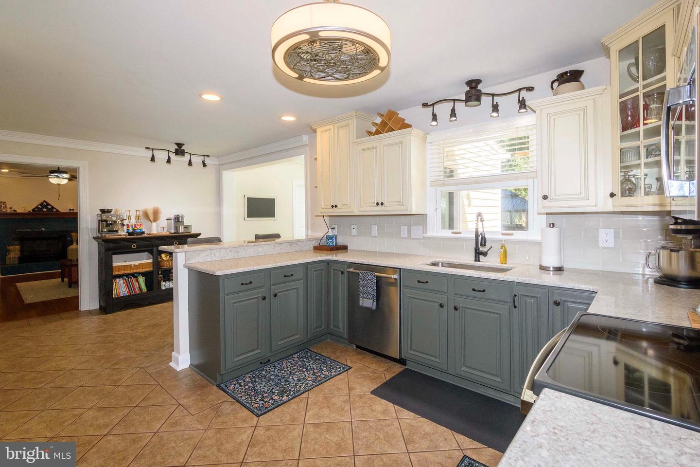 12434 NEW MARKET MILL RD, BEAVERDAM, Virginia 23015, 5 Bedrooms Bedrooms, ,3 BathroomsBathrooms,Residential,For sale,12434 NEW MARKET MILL RD,VAHA2001052 MLS # VAHA2001052