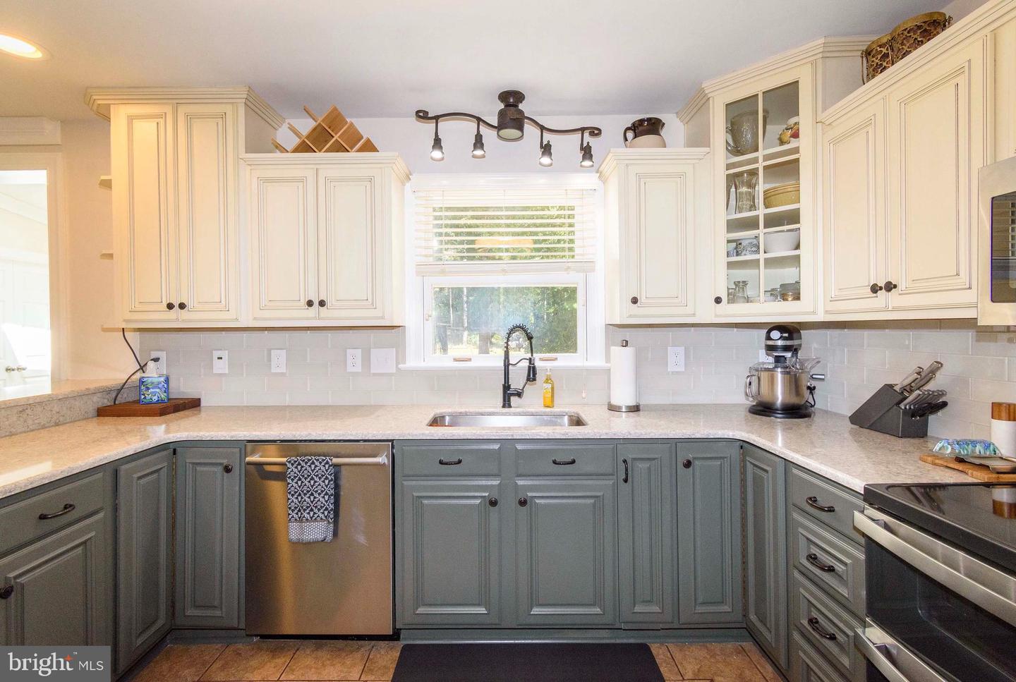12434 NEW MARKET MILL RD, BEAVERDAM, Virginia 23015, 5 Bedrooms Bedrooms, ,3 BathroomsBathrooms,Residential,For sale,12434 NEW MARKET MILL RD,VAHA2001052 MLS # VAHA2001052