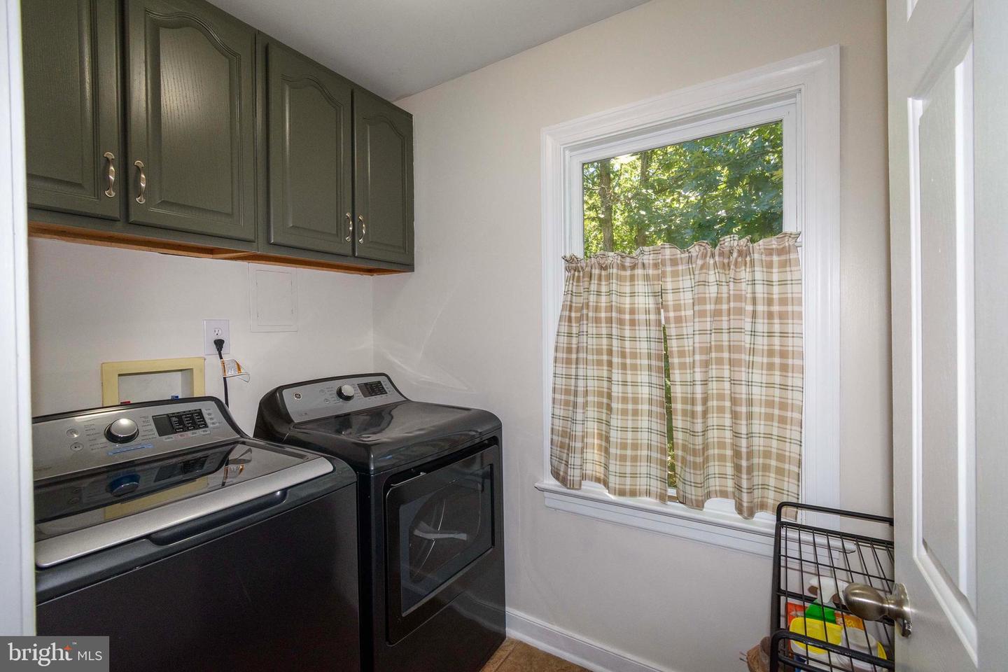 12434 NEW MARKET MILL RD, BEAVERDAM, Virginia 23015, 5 Bedrooms Bedrooms, ,3 BathroomsBathrooms,Residential,For sale,12434 NEW MARKET MILL RD,VAHA2001052 MLS # VAHA2001052
